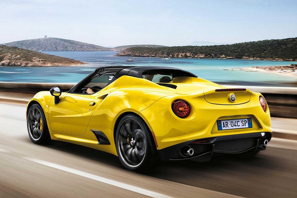 The Reviews are in for the Alfa Romeo 4C Spider